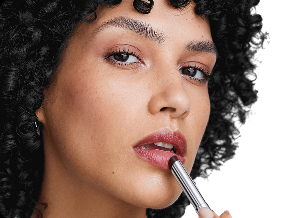 Get this Black Honey look.