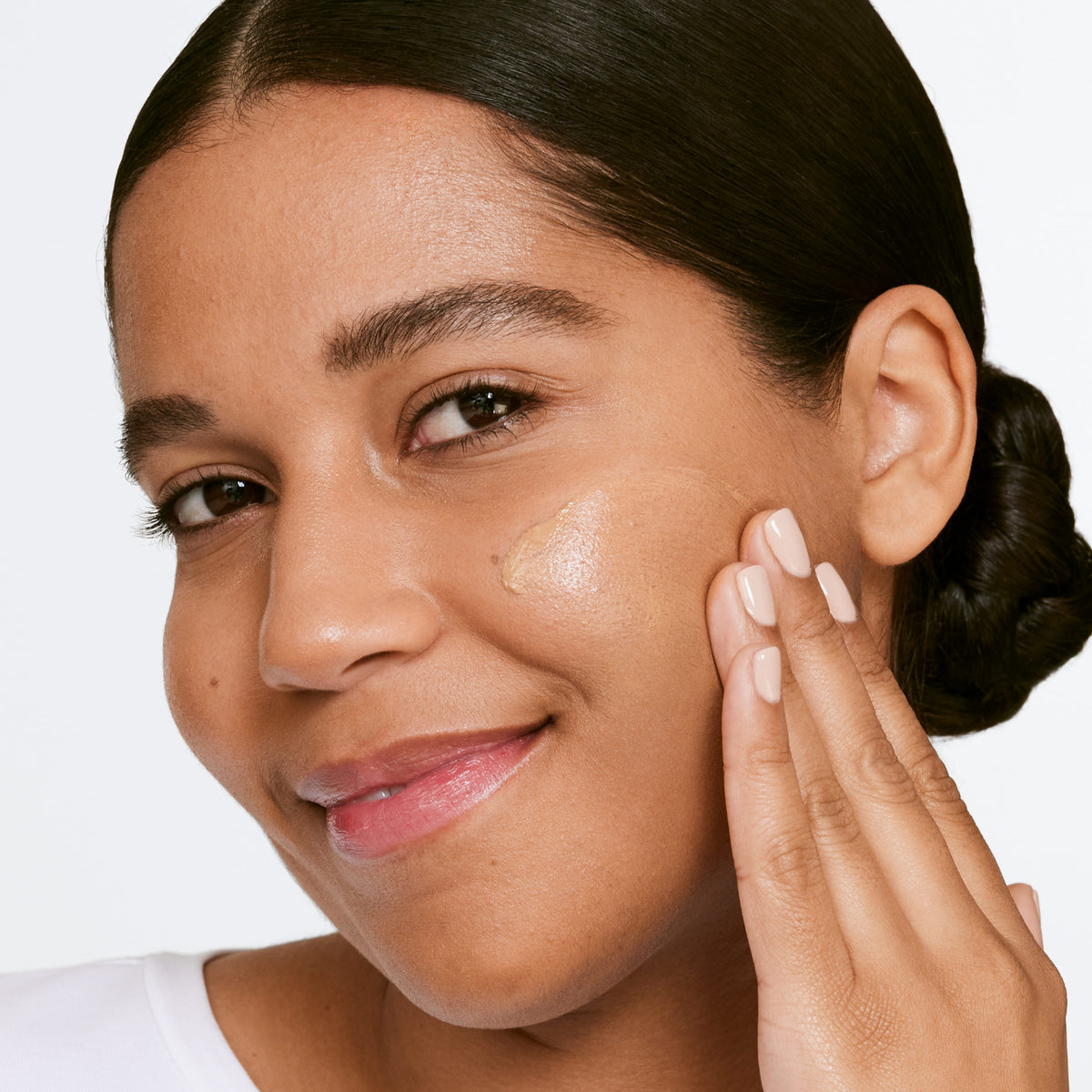 Moisture Surge™ Sheertint Hydrator SPF 25
