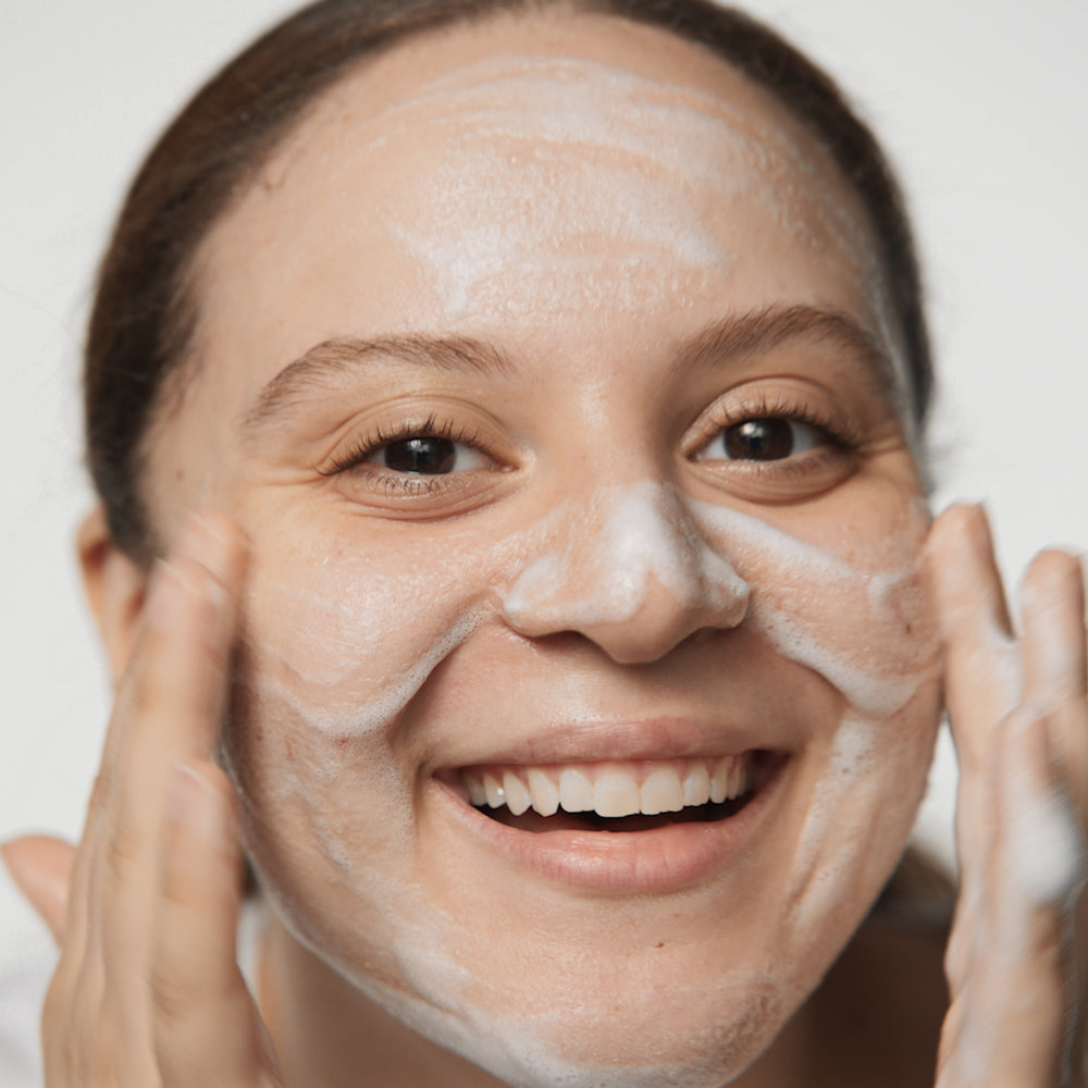 Anti-Blemish Solutions™ Cleansing Foam