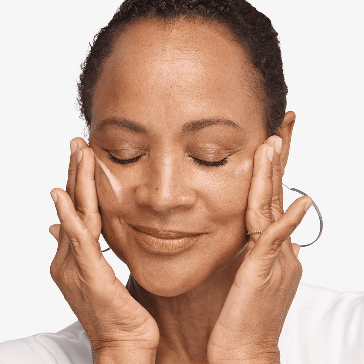 Clinique Smart Night™ Clinical MD Multi-Dimensional Repair Treatment Retinol