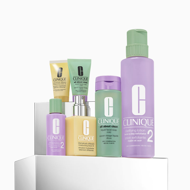 3-Step Hydration Skincare Gift Set for Dry Combination Skin - VGK1Y6