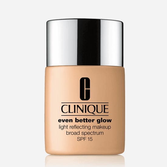 Even Better Glow™ Light Reflecting Makeup SPF 15