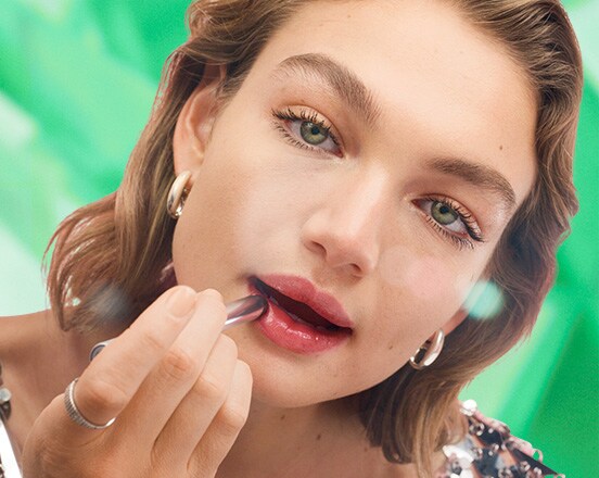 Makeup gifts.